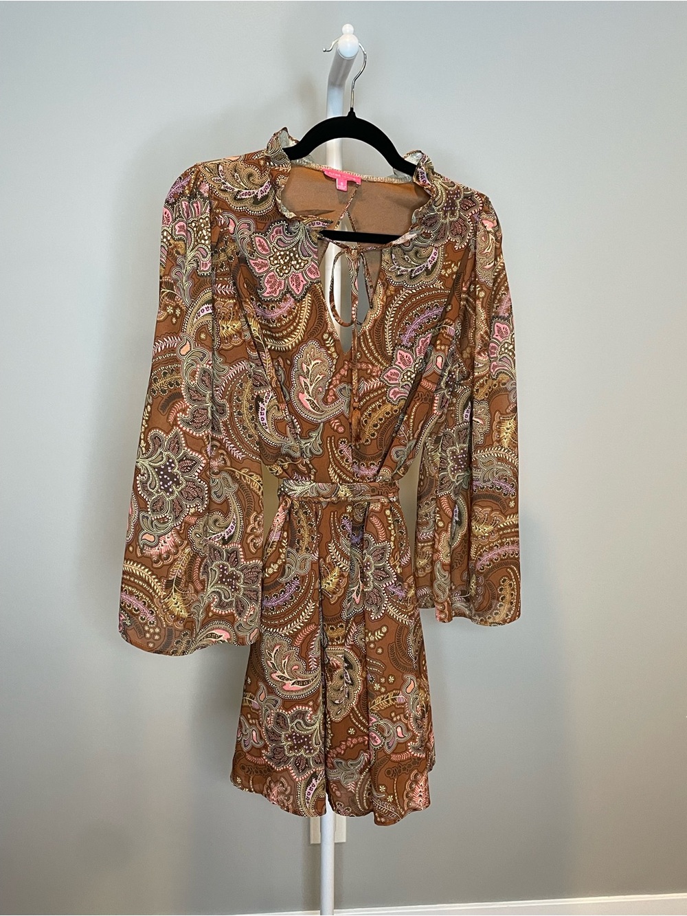 Flying Tomato 70’s Boho Paisley Festival Mini Dress w Open Back and Tie Detail